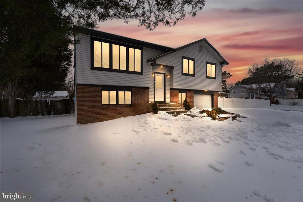 17 FRANKLIN AVE, Berlin, NJ 08009