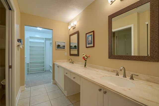 4158 Windbud Drive, New Albany, OH 43054