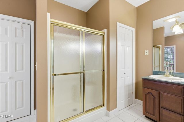 201 Clear Point Lane, Pigeon Forge, TN 37863