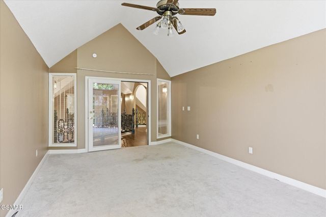 201 Clear Point Lane, Pigeon Forge, TN 37863