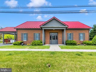 100 S MAIN ST, Smithsburg, MD 21783