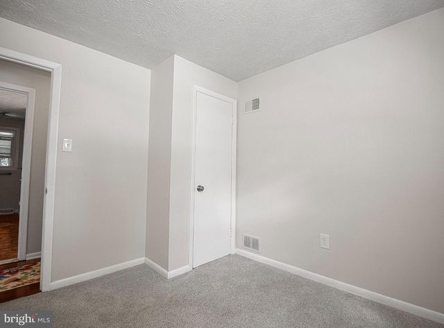489 WELL DR, New Freedom, PA 17349