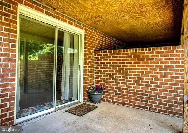 489 WELL DR, New Freedom, PA 17349