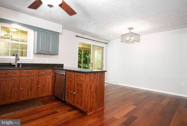 489 WELL DR, New Freedom, PA 17349