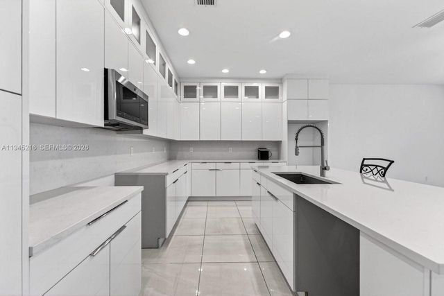 16575 Cove Road, Westlake, FL 33470