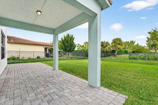 16575 Cove Road, Westlake, FL 33470