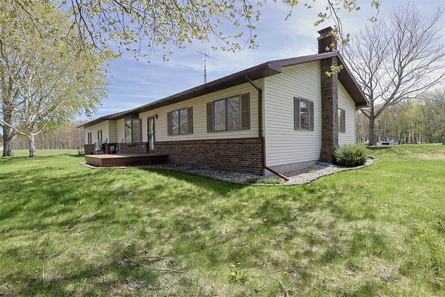 7480 E 5 Mile Road, White Cloud, MI 49349
