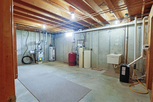 7480 E 5 Mile Road, White Cloud, MI 49349
