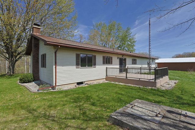 7480 E 5 Mile Road, White Cloud, MI 49349