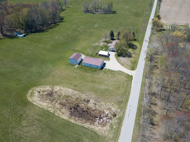 7480 E 5 Mile Road, White Cloud, MI 49349