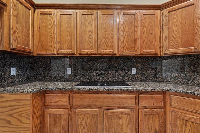 3444 Cobblestone Court, Spencer, OK 73084