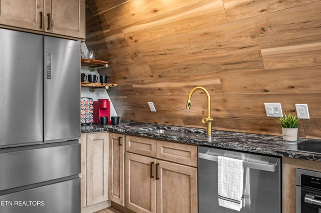915 Jersey Drive 1-2, Sevierville, TN 37862