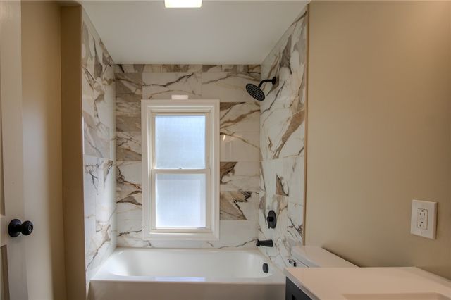 3106 State St, White Oak, PA 15131