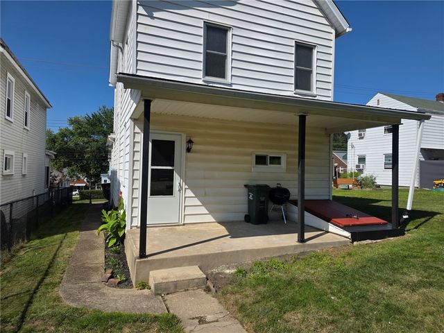 3106 State St, White Oak, PA 15131