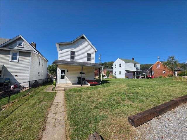 3106 State St, White Oak, PA 15131