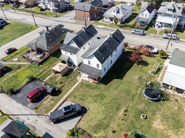 3106 State St, White Oak, PA 15131