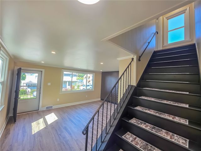 3106 State St, White Oak, PA 15131