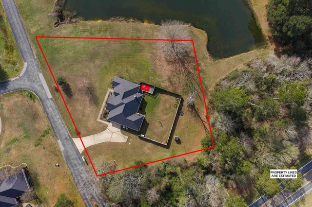 120 Deer Crest Dr, Carthage, TX 75633