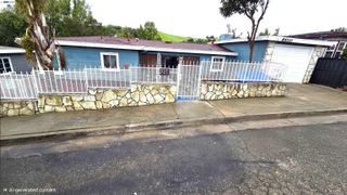 8600 Seneca, Oakland, CA 94605