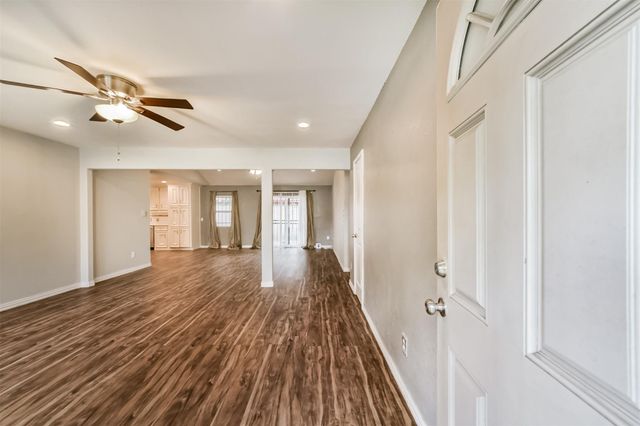 3700 Stassen Street, Houston, TX 77051