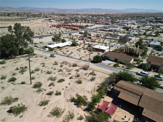 777 Hillside, 29 Palms, CA 92277