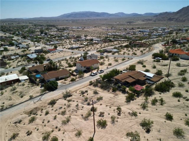 777 Hillside, 29 Palms, CA 92277