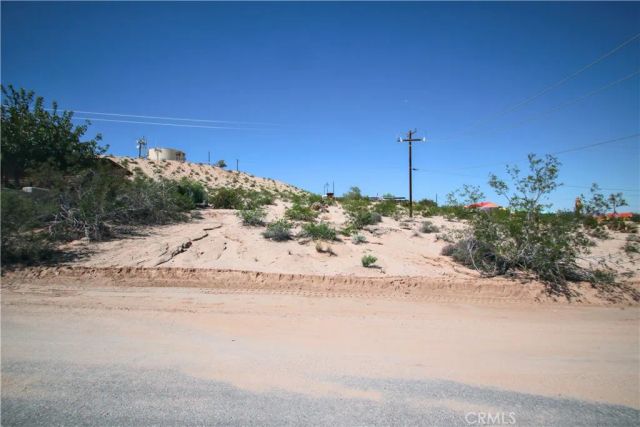 777 Hillside, 29 Palms, CA 92277