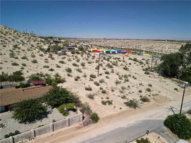 777 Hillside, 29 Palms, CA 92277