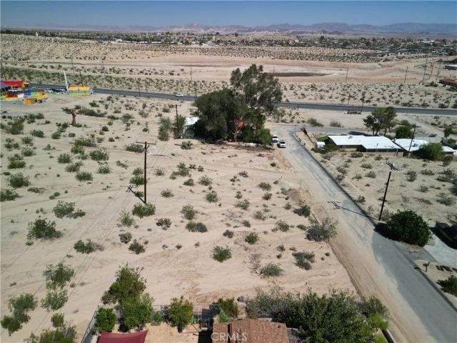777 Hillside, 29 Palms, CA 92277