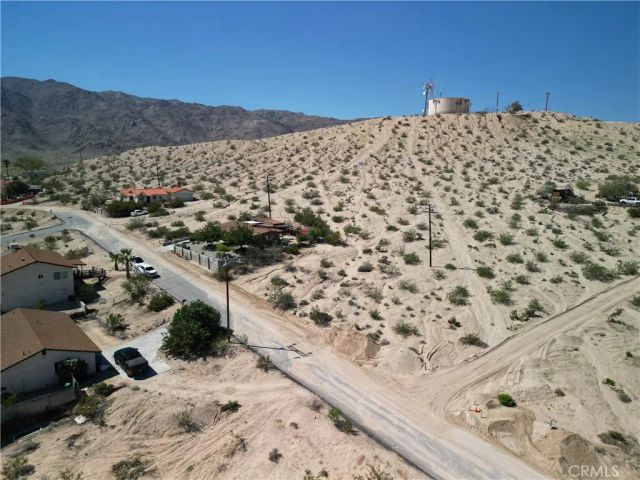 777 Hillside, 29 Palms, CA 92277