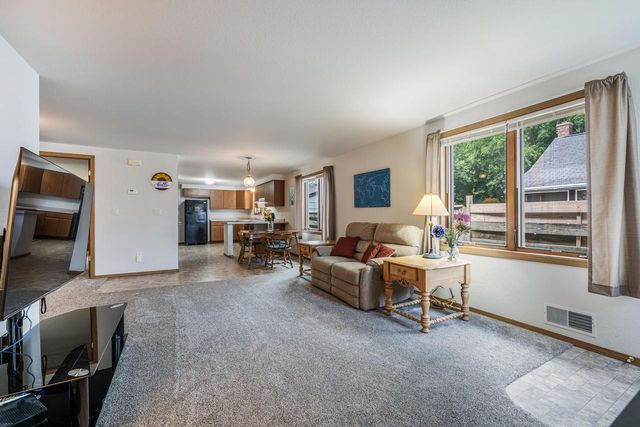 1223 LIBERTY STREET, Oshkosh, WI 54901