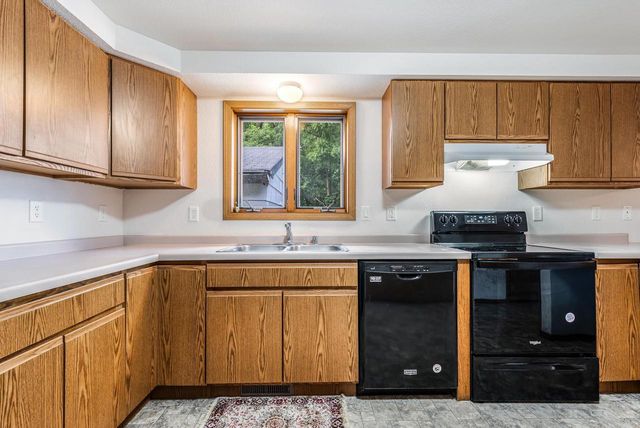 1223 LIBERTY STREET, Oshkosh, WI 54901