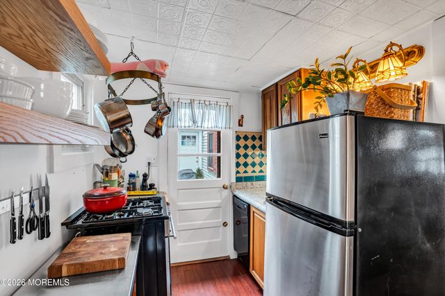 119 Pilgrim Pathway, Ocean Grove, NJ 07756