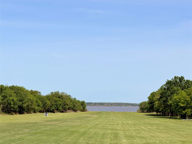10 George A Green Drive, Gordonville, TX 76245