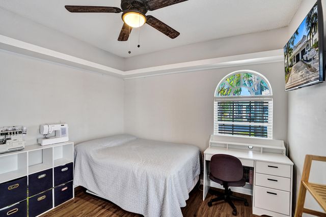 10694 Pelican Drive, Wellington, FL 33414