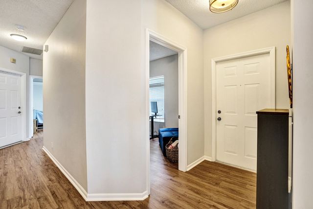 10694 Pelican Drive, Wellington, FL 33414