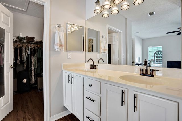 10694 Pelican Drive, Wellington, FL 33414