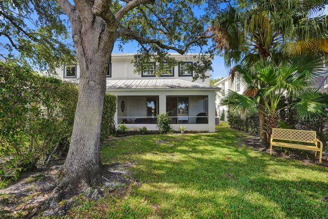 10694 Pelican Drive, Wellington, FL 33414