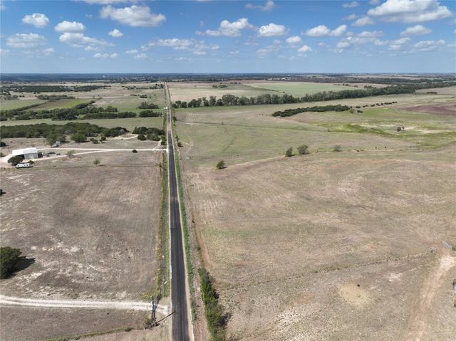 000 County Rd 269, Oglesby, TX 76561