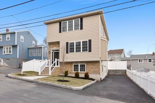35 Liberty Ave, Revere, MA 02151