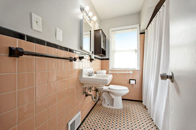 18516 Olympia, Redford Charter Twp, MI 48240