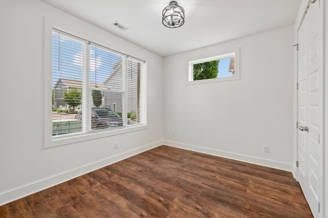 700 James Ave Apt 28, Nashville, TN 37209