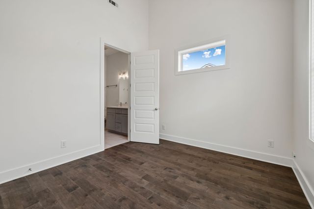 700 James Ave Apt 28, Nashville, TN 37209
