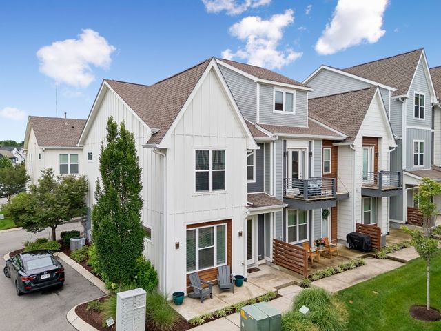 700 James Ave Apt 28, Nashville, TN 37209