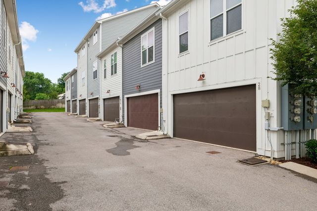 700 James Ave Apt 28, Nashville, TN 37209