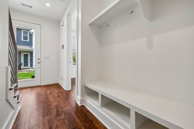 700 James Ave Apt 28, Nashville, TN 37209