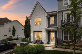 700 James Ave Apt 28, Nashville, TN 37209