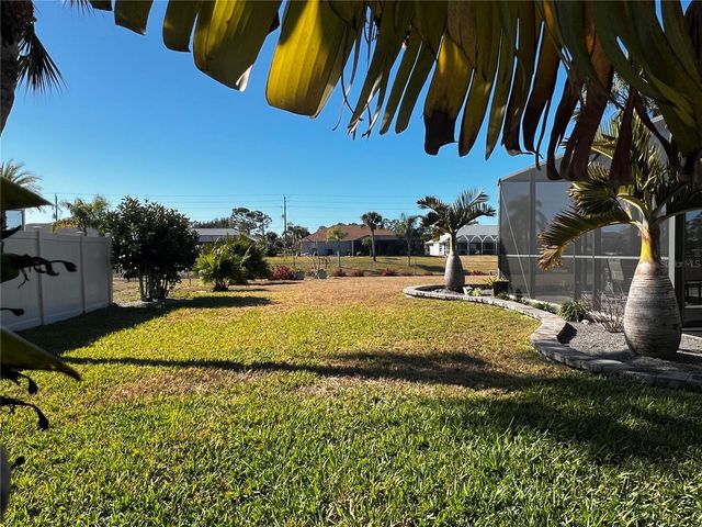 622 BOUNDARY BOULEVARD, Rotonda West, FL 33947