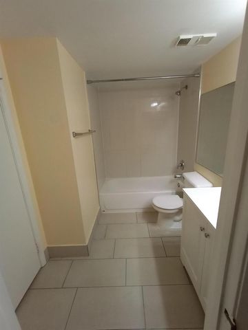 9901 Westview Drive 334, Coral Springs, FL 33076