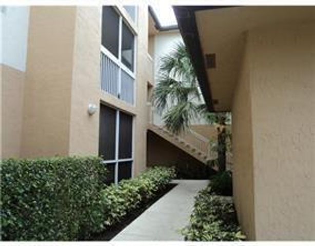 9901 Westview Drive 334, Coral Springs, FL 33076